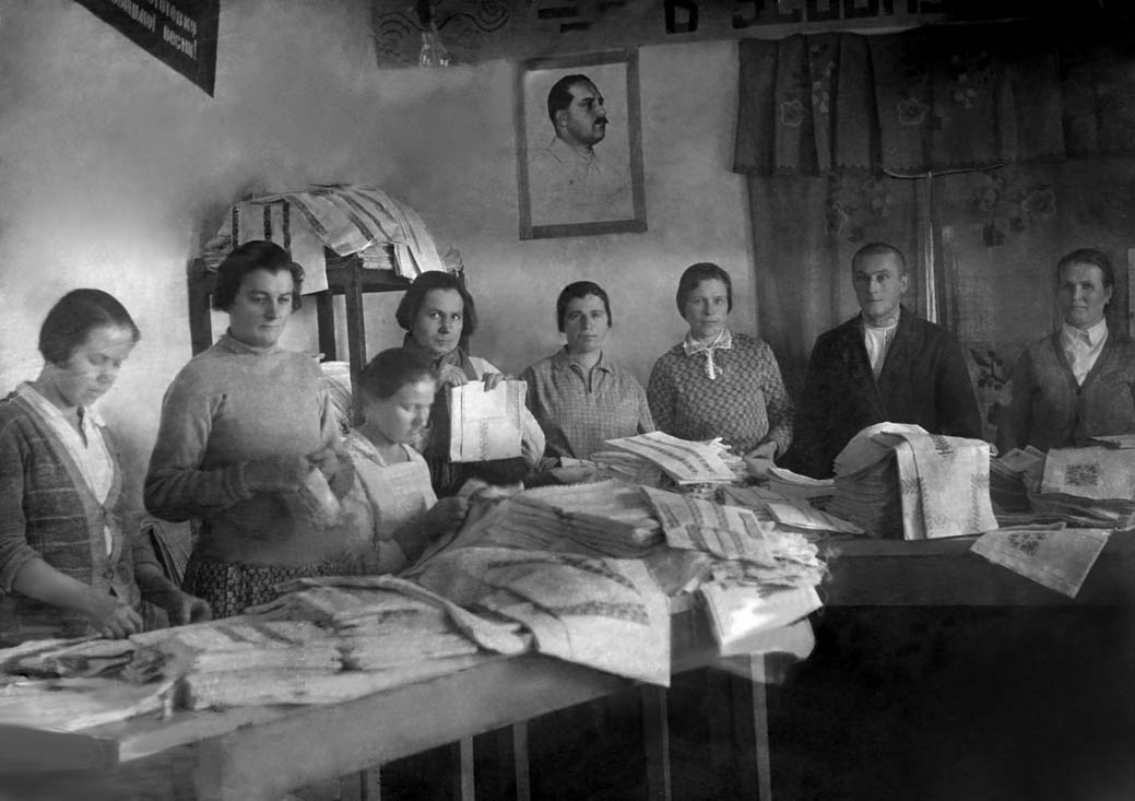 фото: Диканська промислово-кооперативна артіль ім. 15-річчя Жовтневої  революції